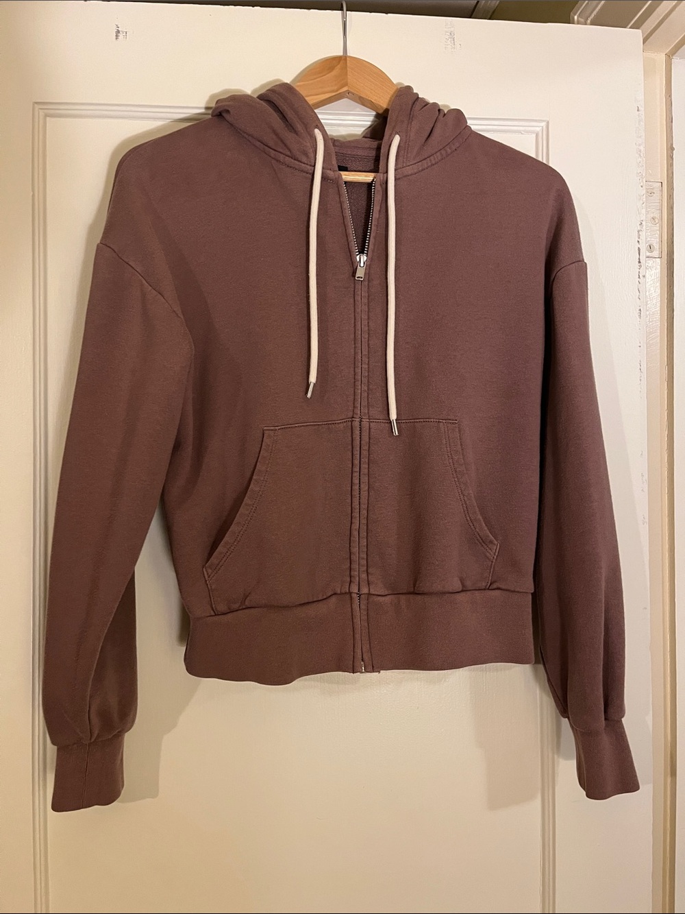 Women muted purple sweatshirt